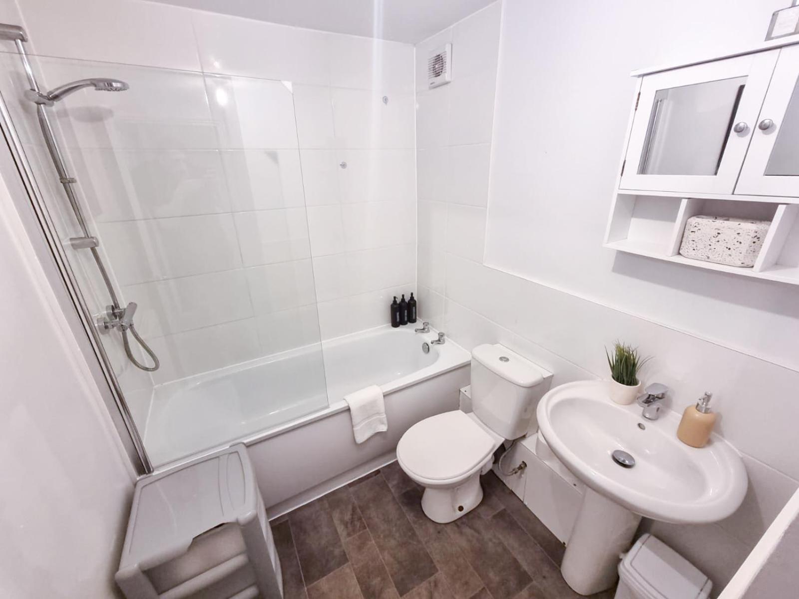 Apartamento Westfield 2 Bedroom - *