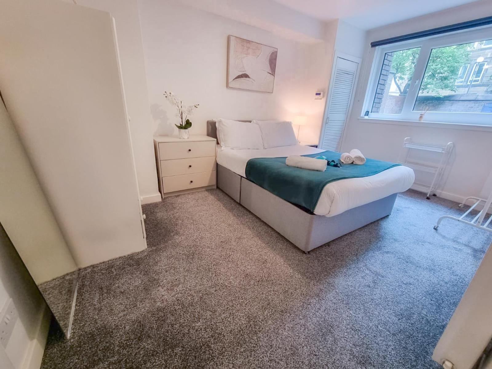 Apartment Westfield 2 Bedroom - Edinburgh
